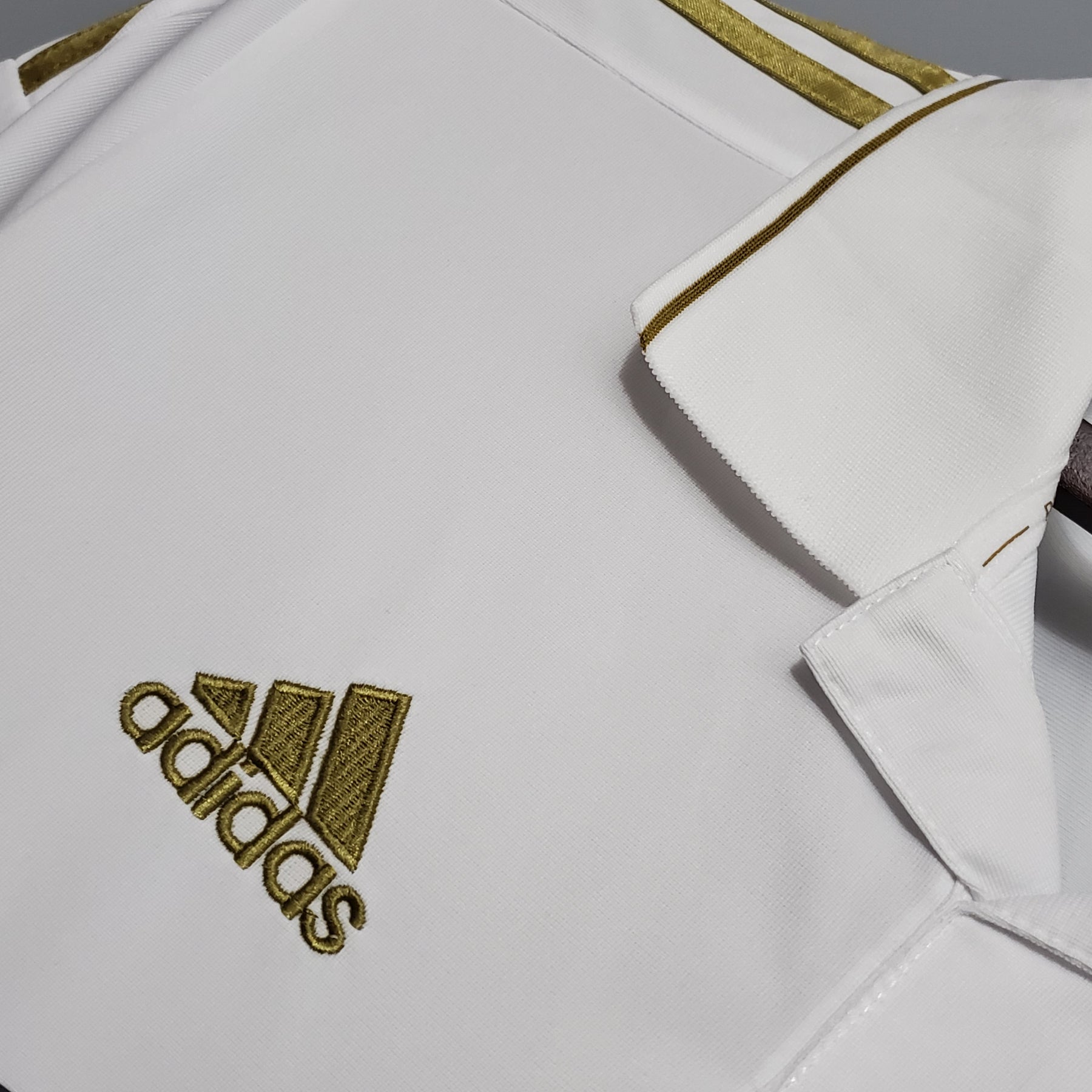 Camisola Real Madrid Titular 11/12 - Versão Retro