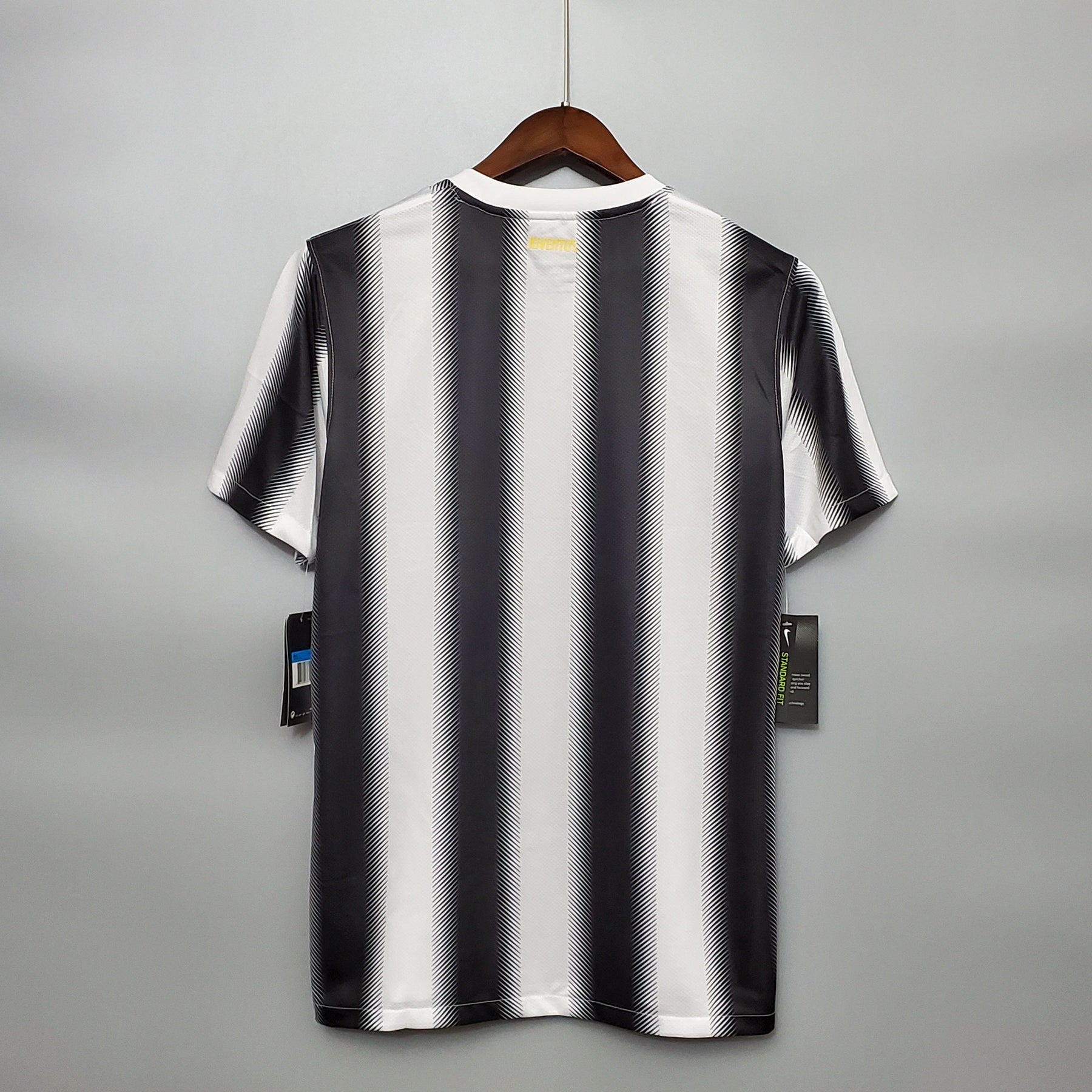 Camisola Juventus Titular 11/12 - Versão Retro
