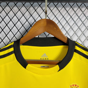 Camisola Real Madrid Goleiro Amarela 11/12 - Versão Retro