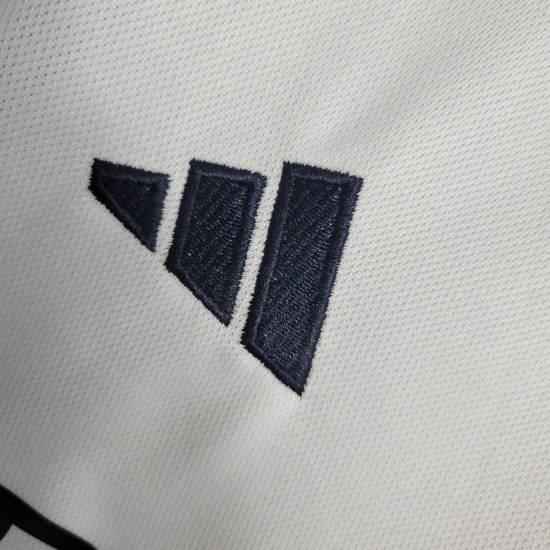 Camisola Real Madrid Home Manga comprida 23/24 - Adidas Adepto Masculina - Adepto