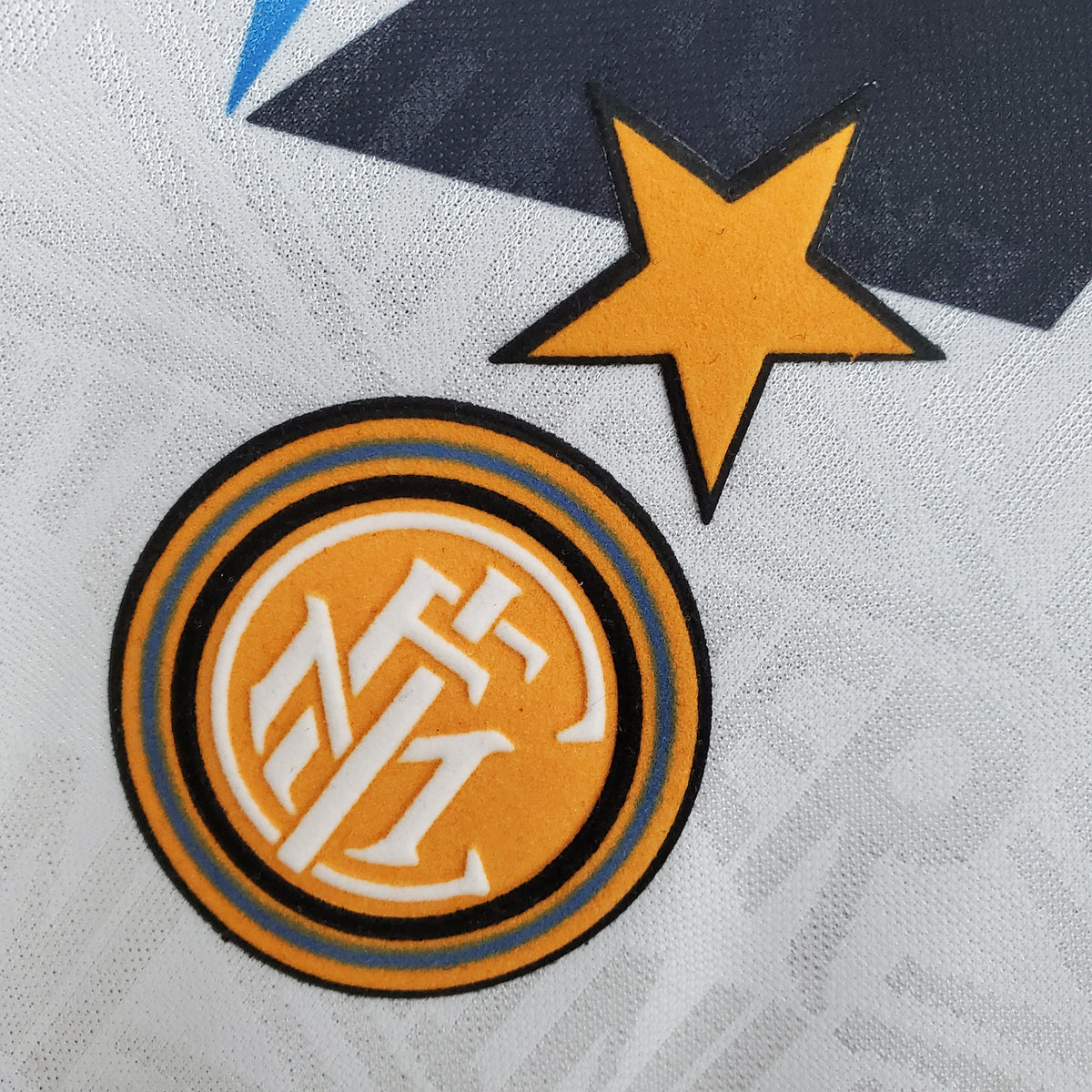 Camisola Inter de Milão Reserva 92/93 - Versão Retro