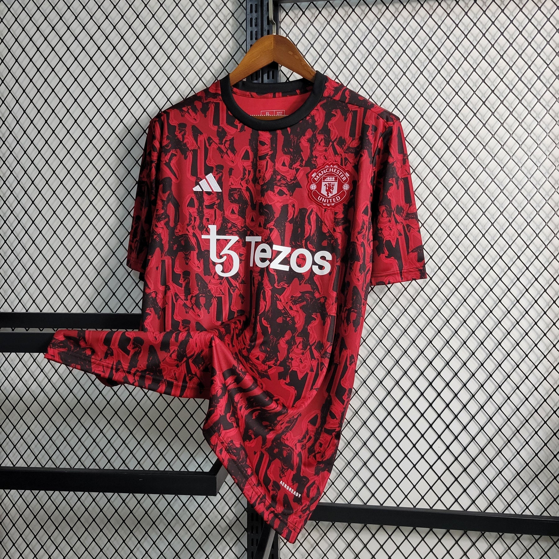 Camisola Manchester United Treino 23/24 - adidas Adepto Masculina - Lançamento