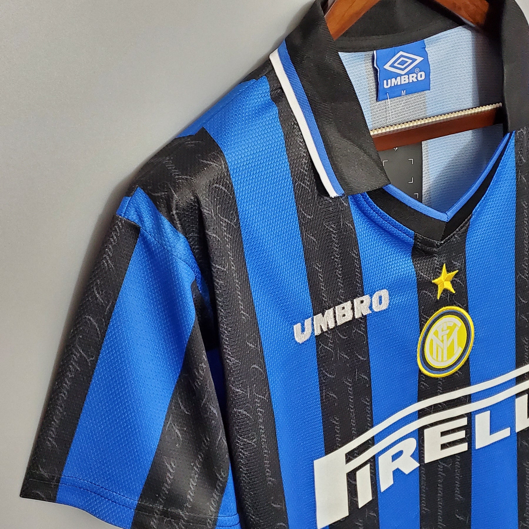 Camisola Inter de Milão Titular 97/98 - Versão Retro