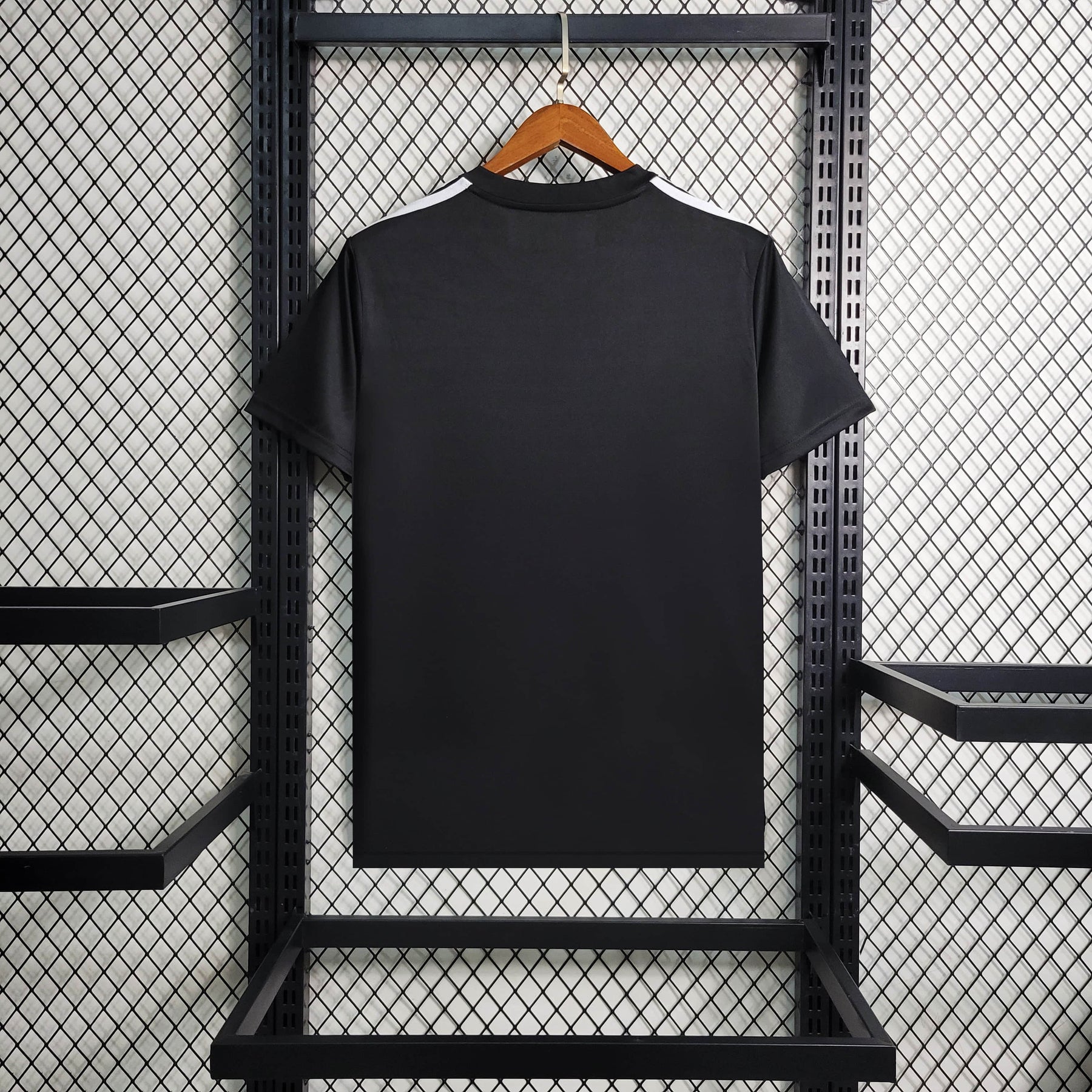 Camisola Real Madrid Ed Especial Preta 23/24 - Adidas Adepto Masculina - lançamento