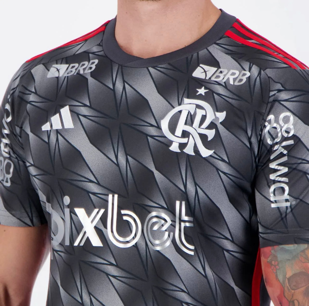 Camisola Adidas Flamengo 2024/25 Com Patrocínio