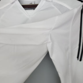 Camisola Real Madrid Titular 05/06 - Versão Retro Manga Comprida