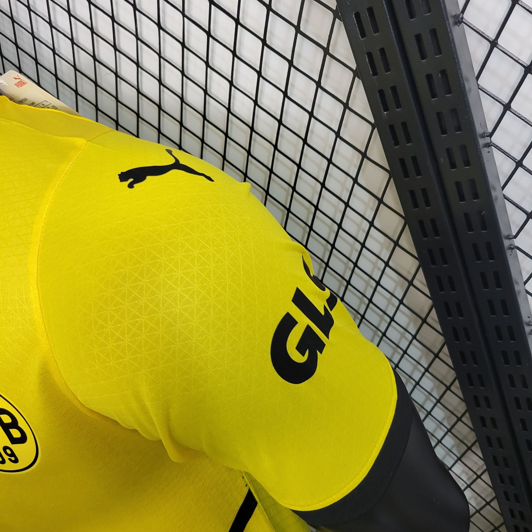 Camisola Borussia Dortmund Home 23/24 - Puma Jogador Masculina