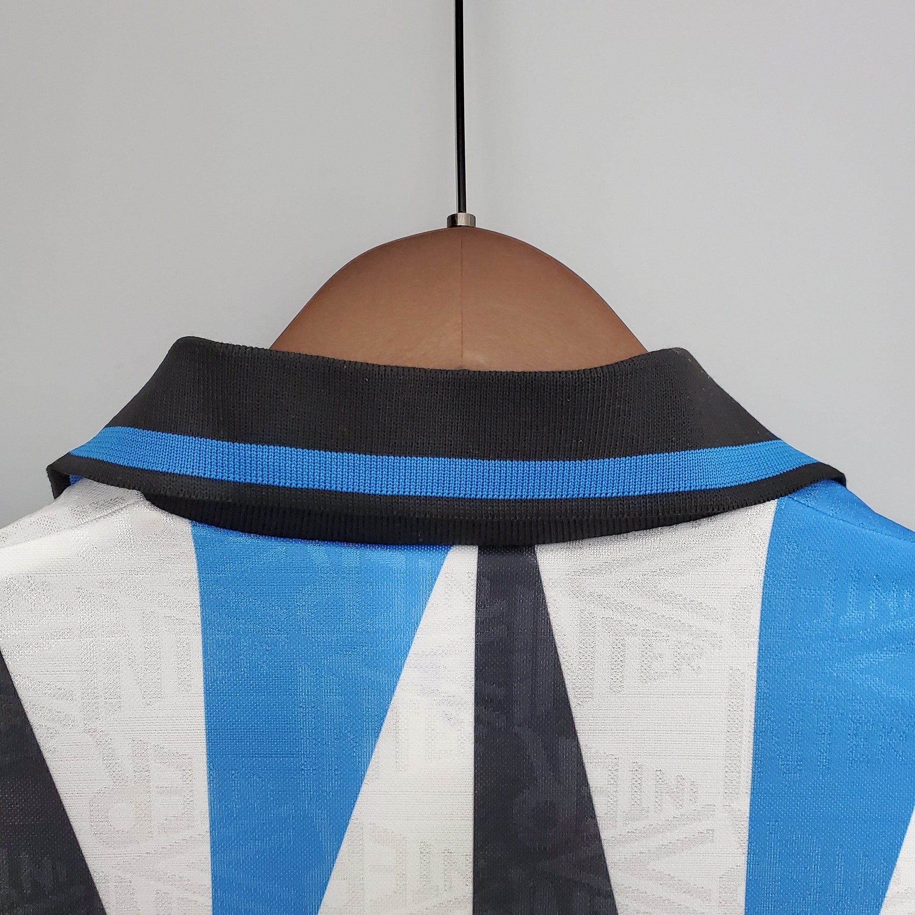 Camisola Inter de Milão Reserva 92/93 - Versão Retro