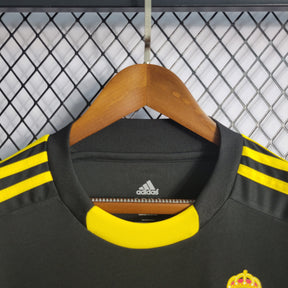 Camisola Real Madrid Goleiro Preta 11/12 - Versão Retro