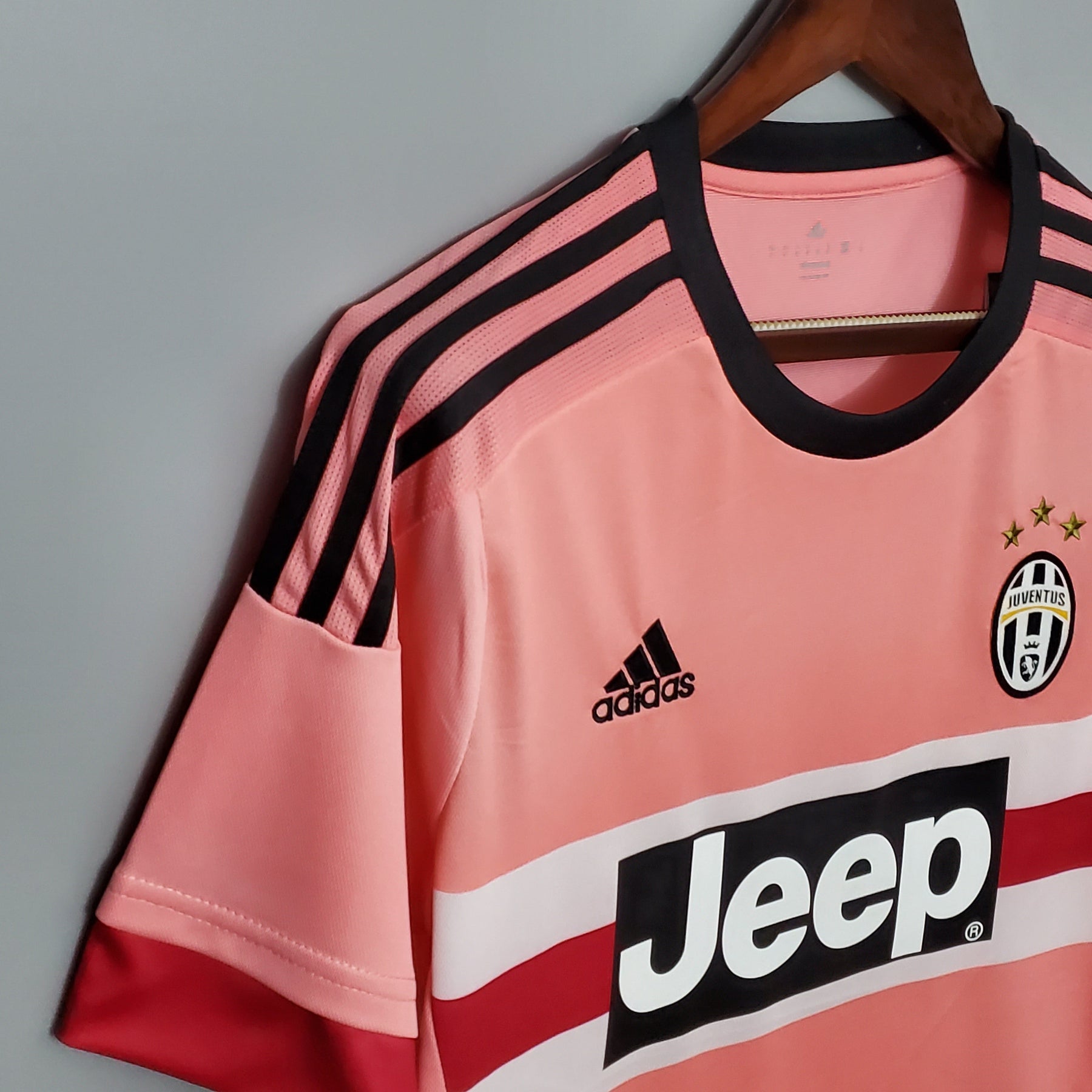 Camisola Juventus Reserva 15/16 - Versão Retro