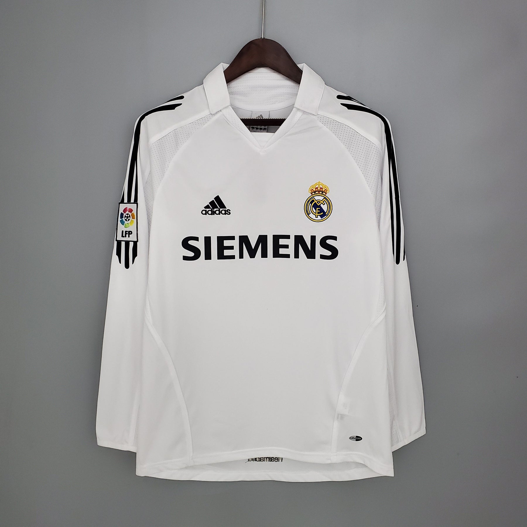 Camisola Real Madrid Titular 05/06 - Versão Retro Manga Comprida