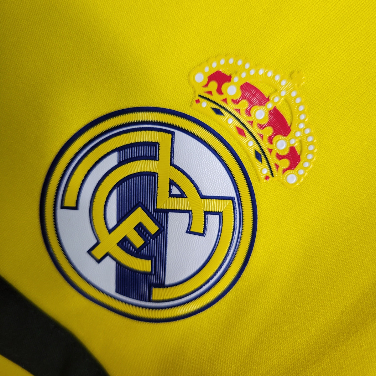 Camisola Real Madrid Goleiro Amarela 11/12 - Versão Retro