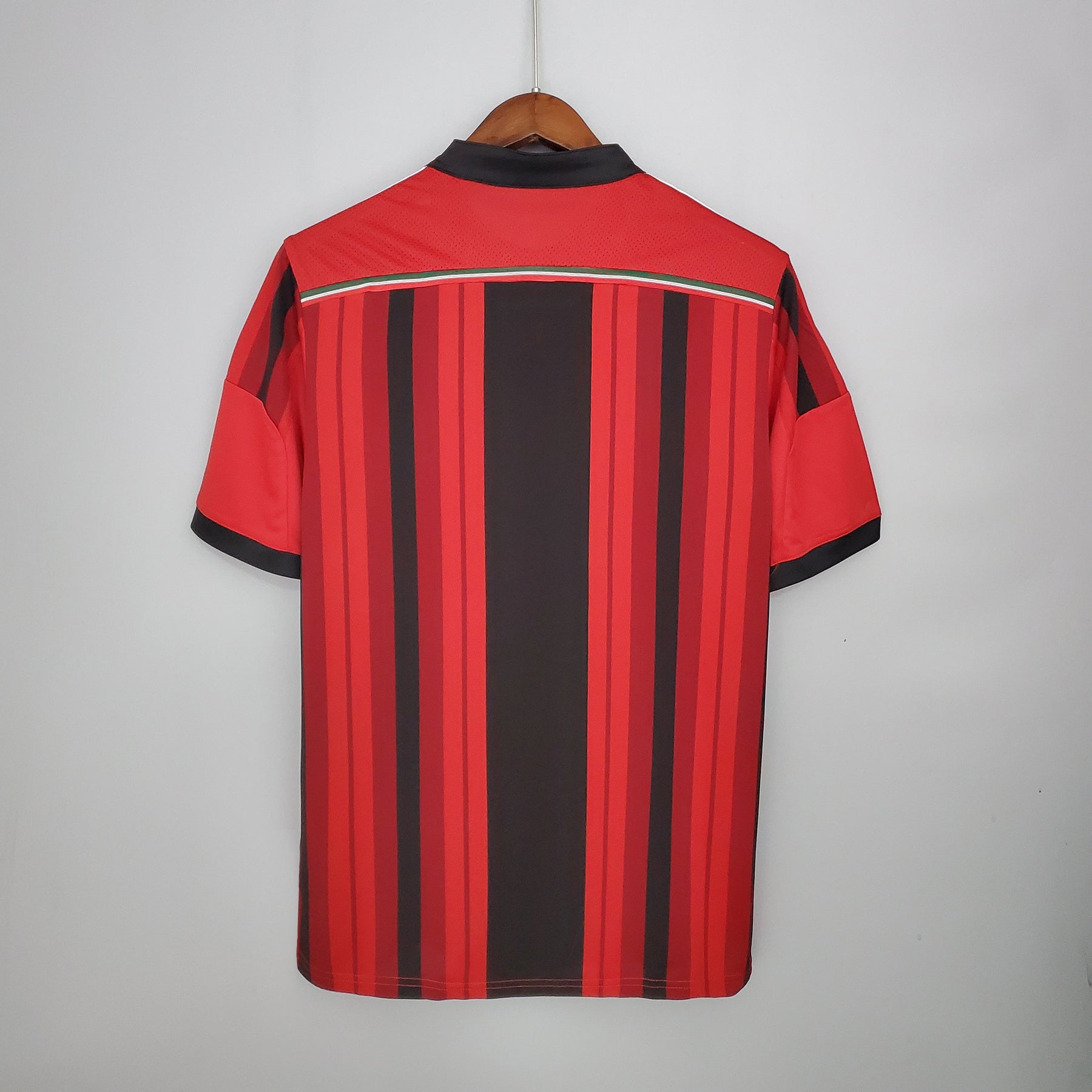 Camisola Milan Titular 14/15 - Versão Retro