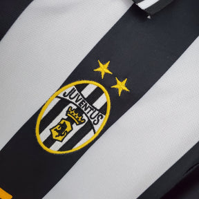 Camisola Juventus Titular 01/02 - Versão Retro