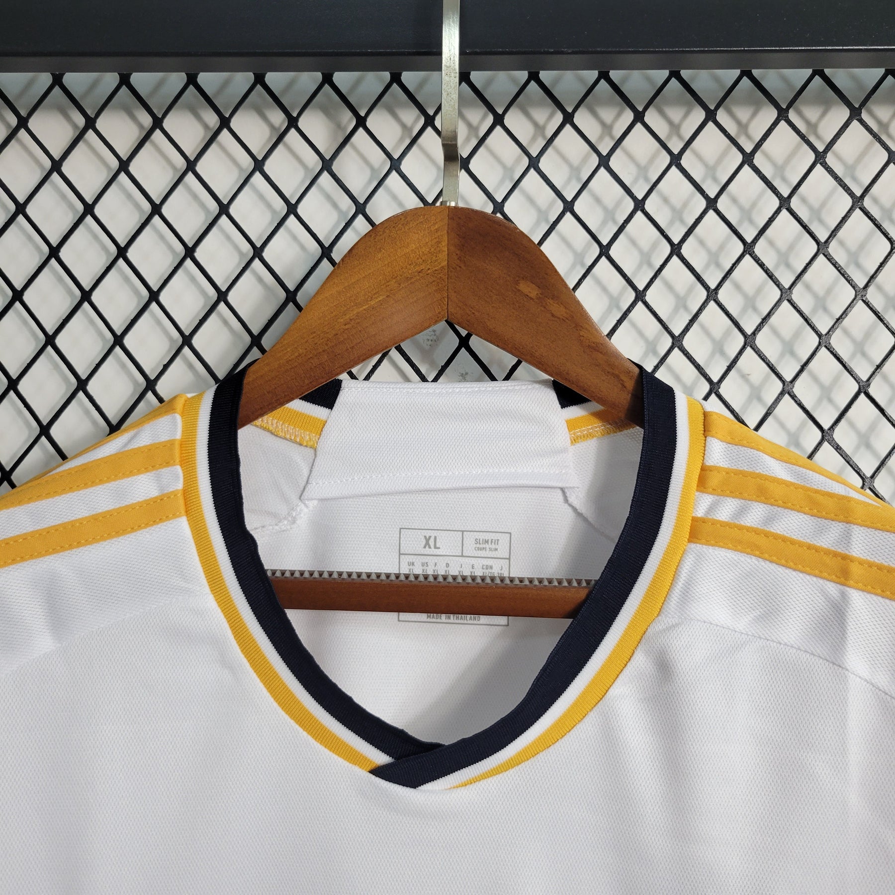 Camisola Real Madrid Home Manga comprida 23/24 - Adidas Adepto Masculina - Adepto