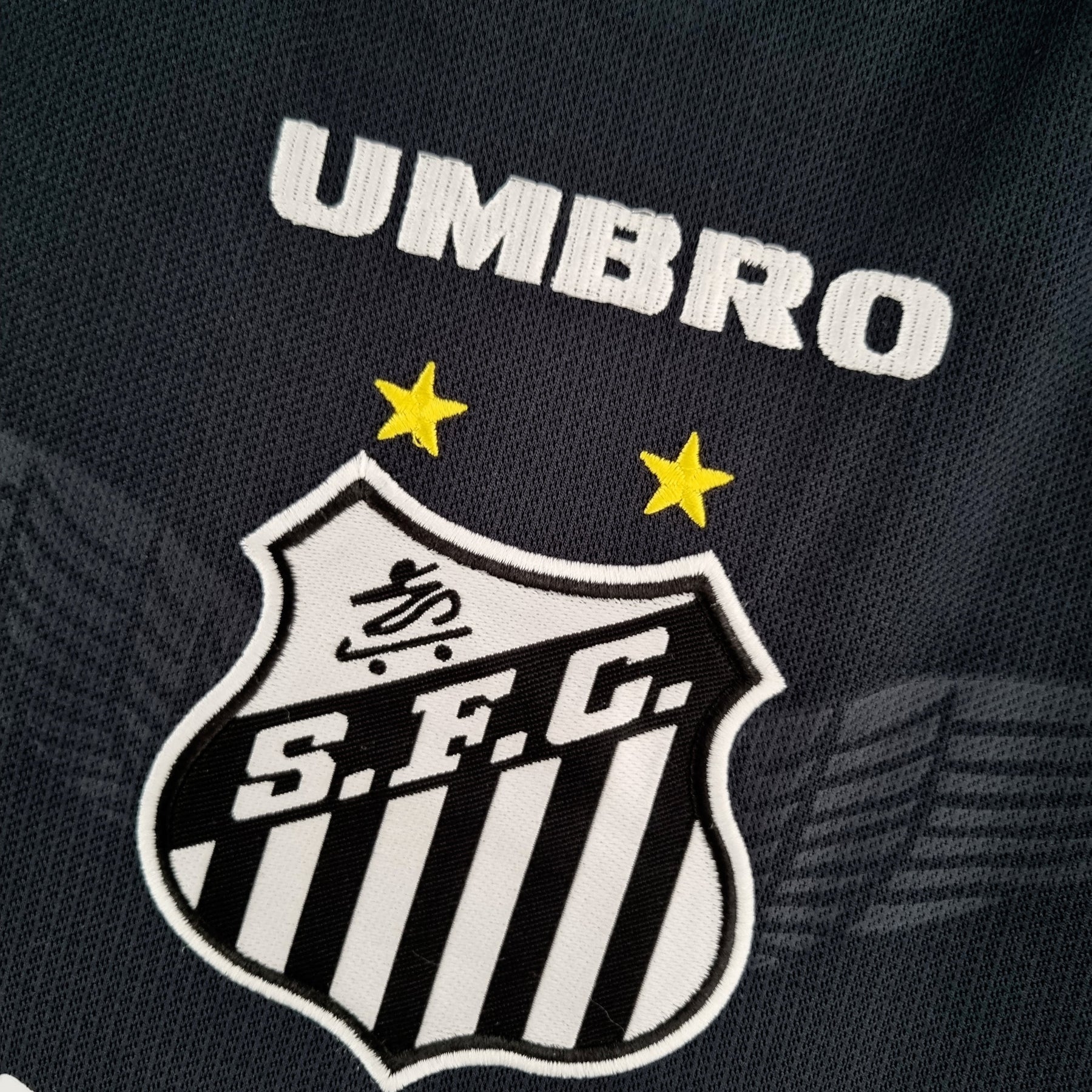 Camisola Santos Edição Especial Charlie Brown Preta 22/23 - Versão Adepto