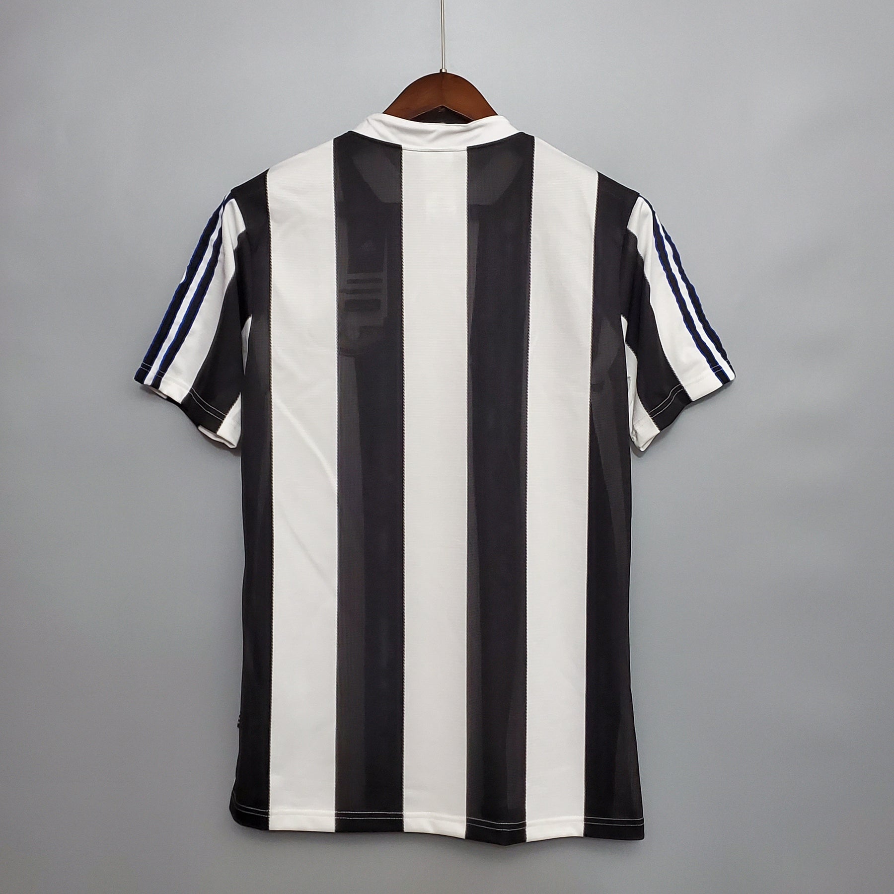 Camisola Newcastle Titular 95/97 - Versão Retro