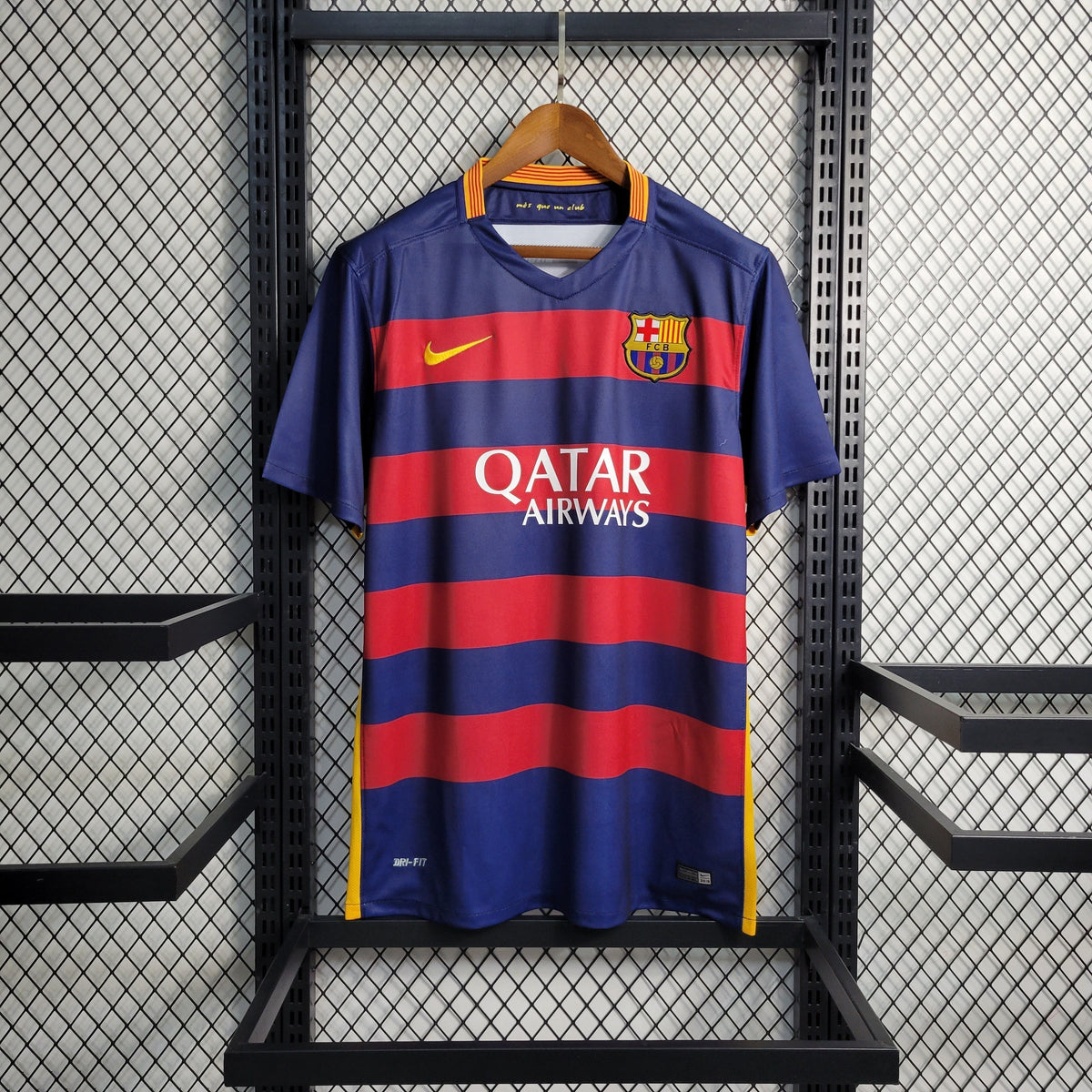 Camisola Barcelona Titular 15/16 - Versão Retro