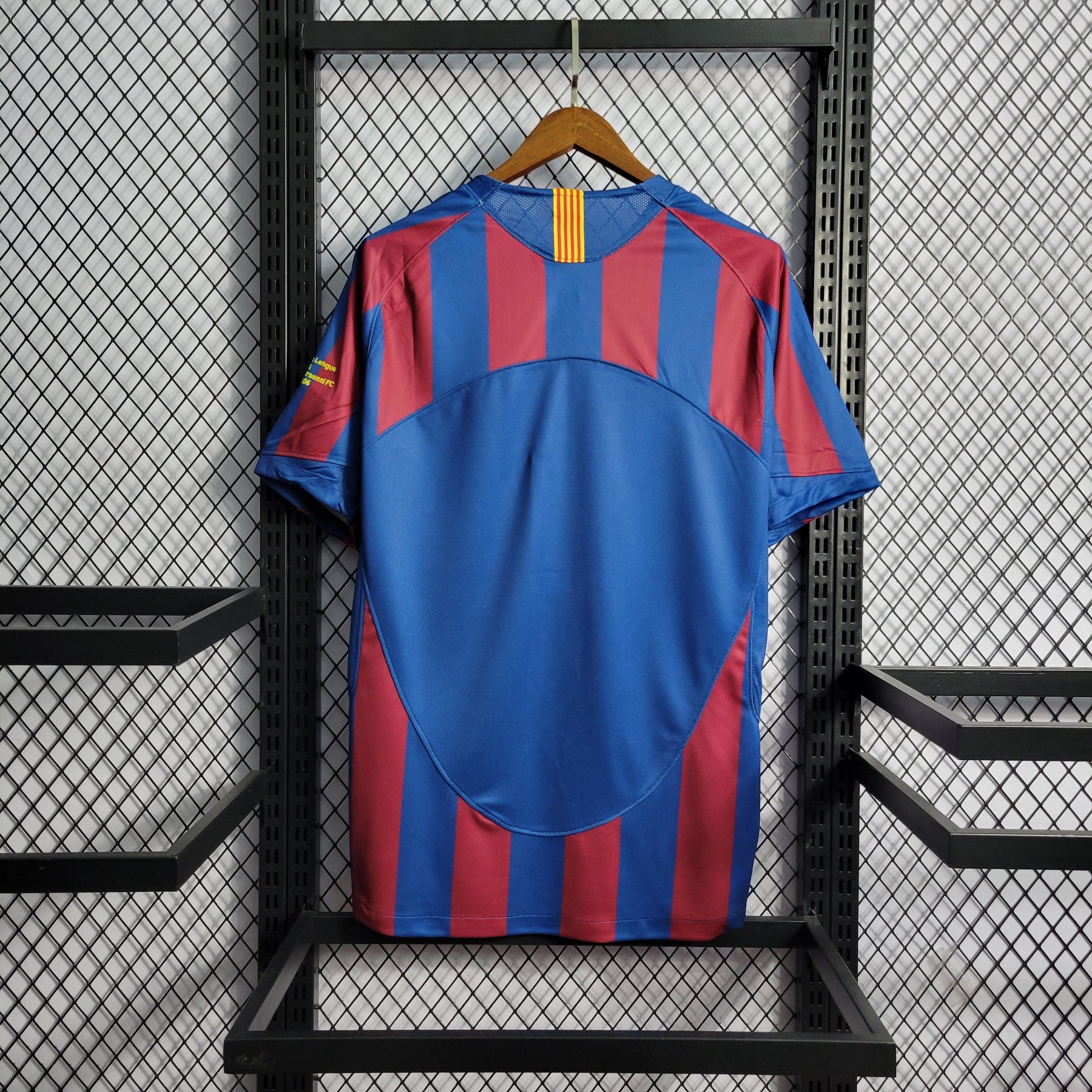 Camisola Barcelona Titular 2006 - Versão Retro