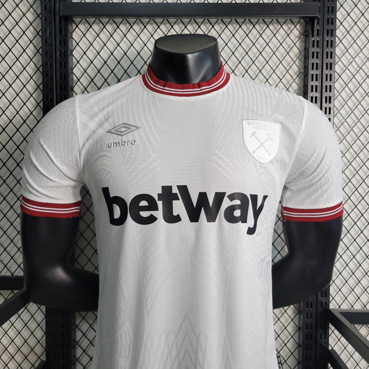 Camisola West Ham Away 23/24 - Umbro Jogador Masculino