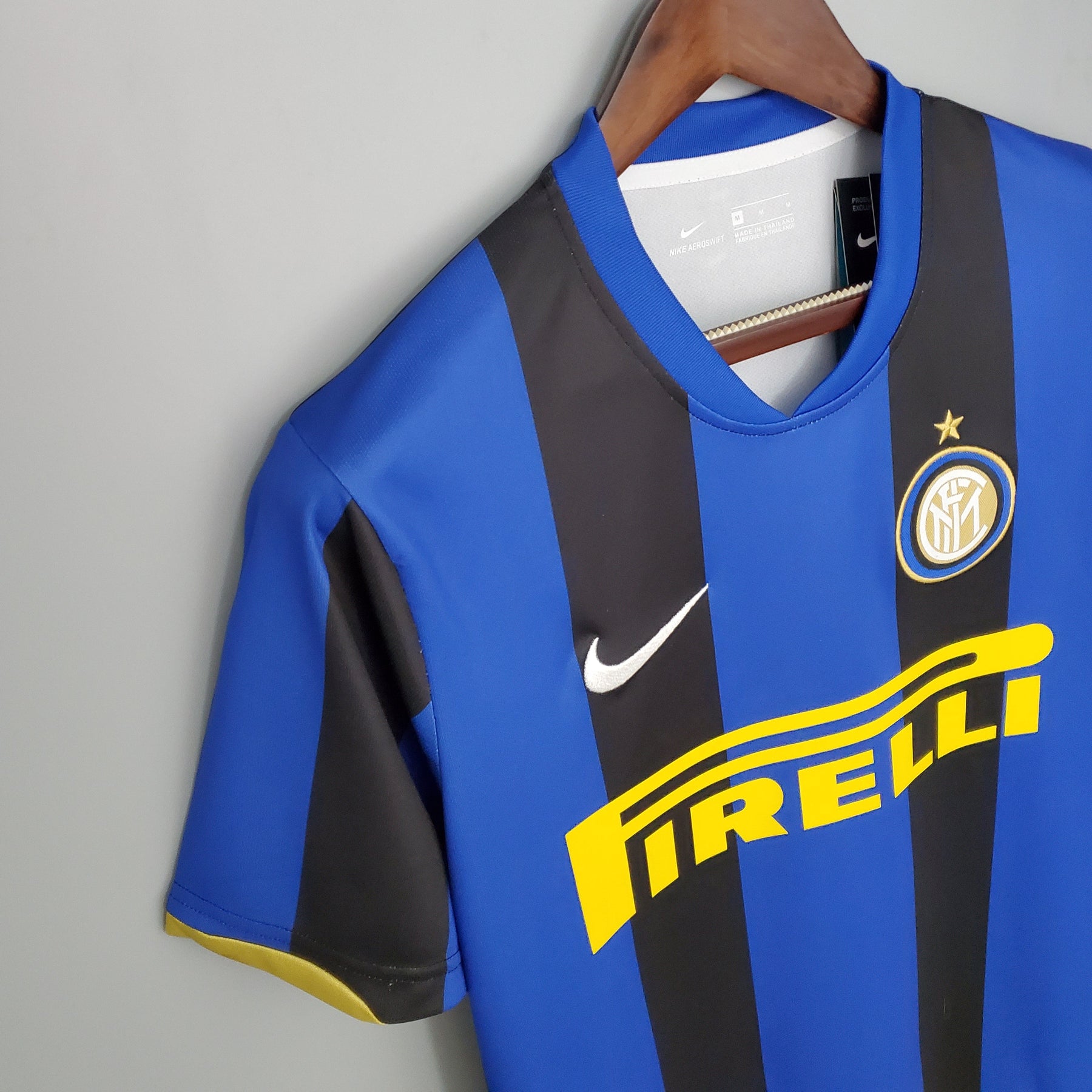 Camisola Inter de Milão Titular 08/09 - Versão Retro