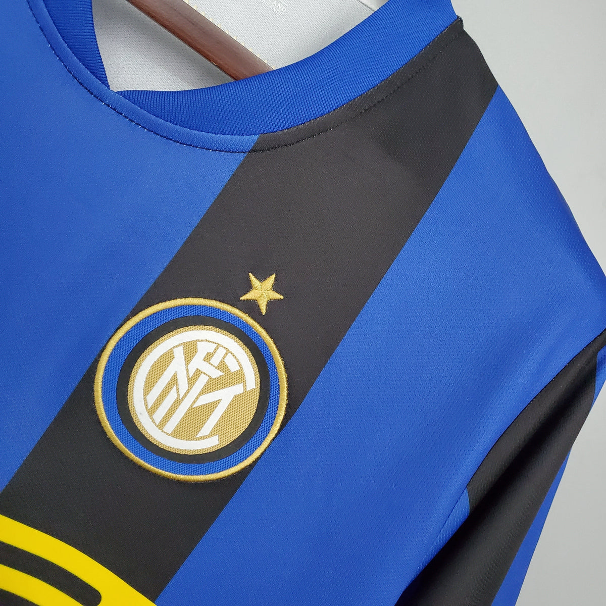 Camisola Inter de Milão Titular 08/09 - Versão Retro