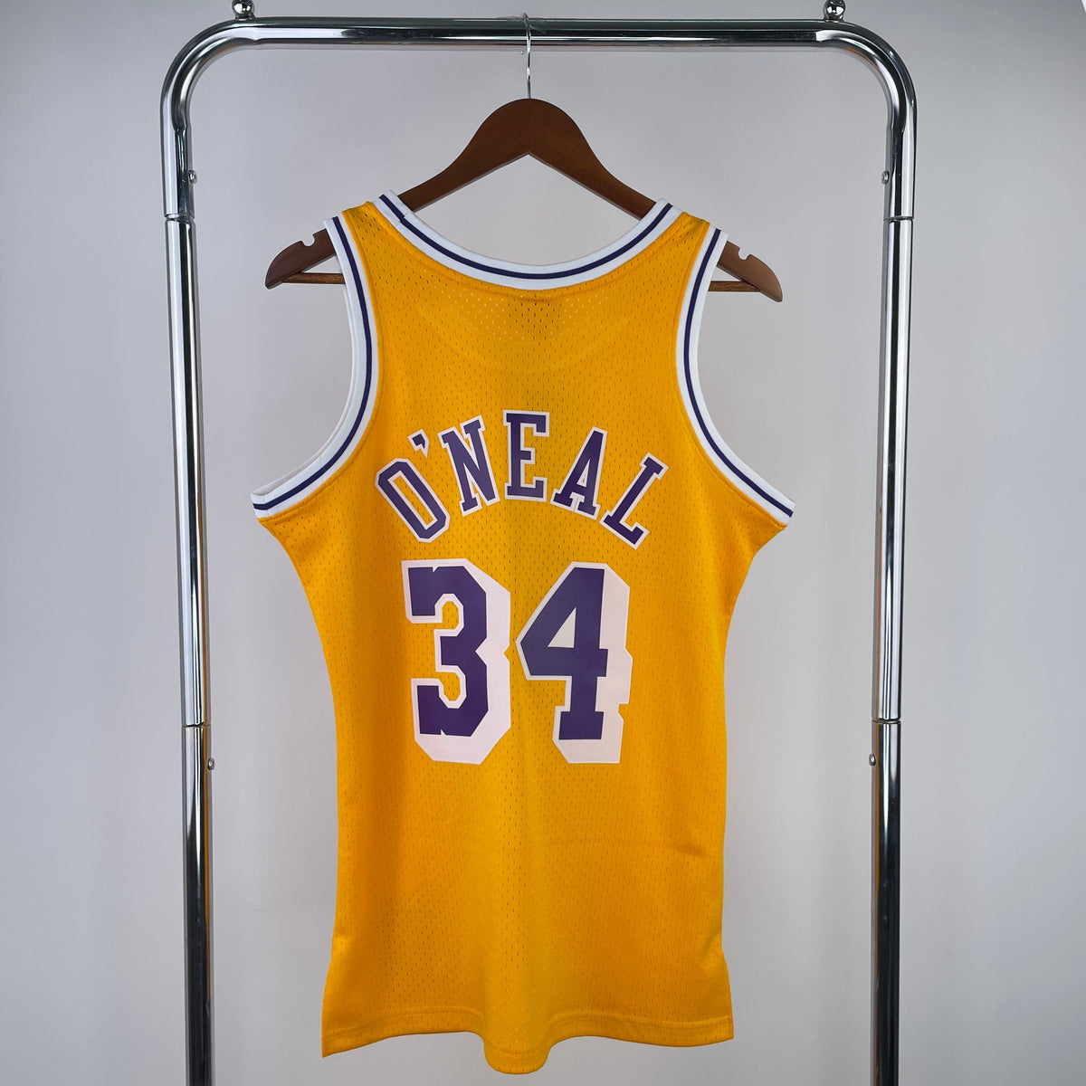 Regata Los Angeles Lakers Mitchell & Ness Home 96/97 - Rei da Pelada