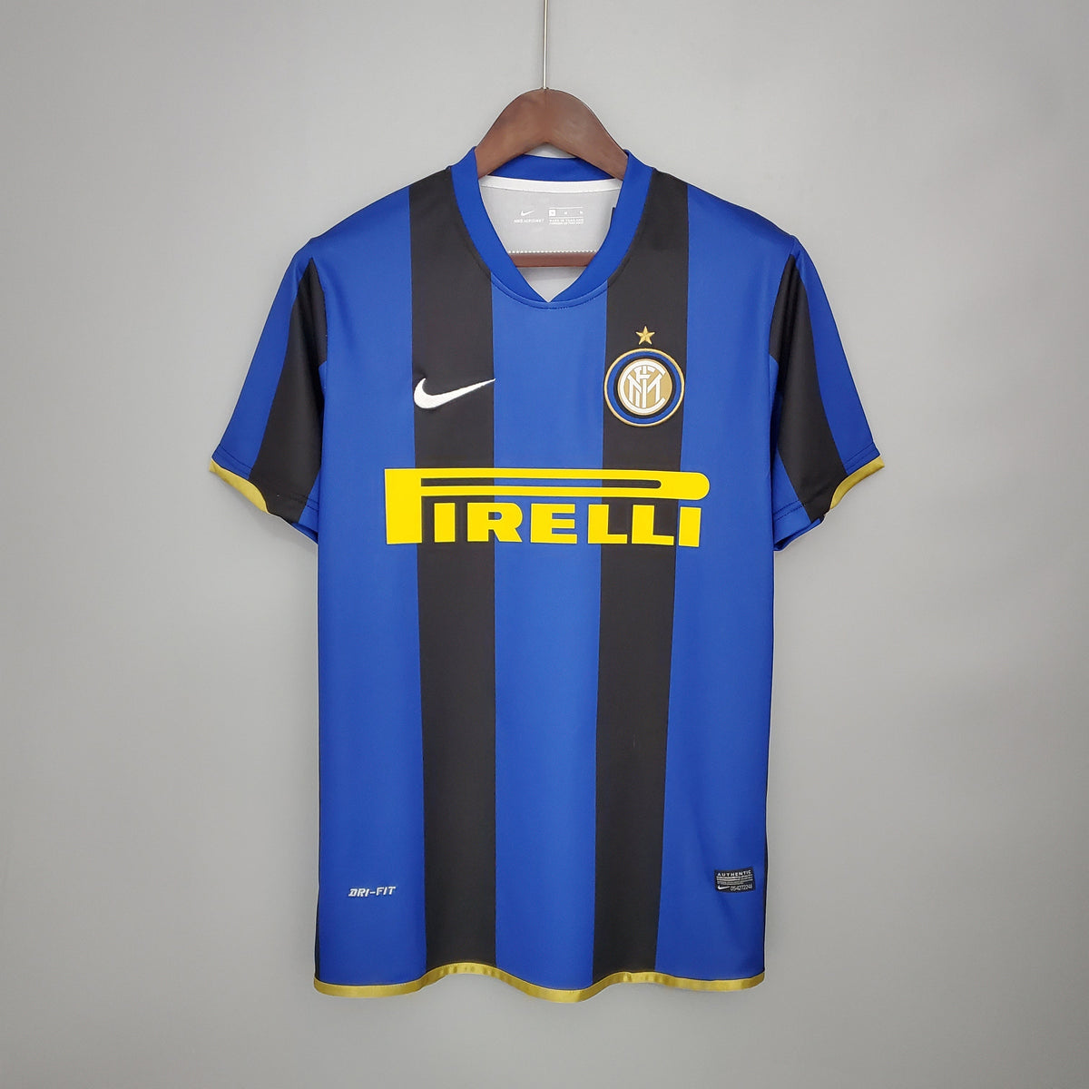 Camisola Inter de Milão Titular 08/09 - Versão Retro