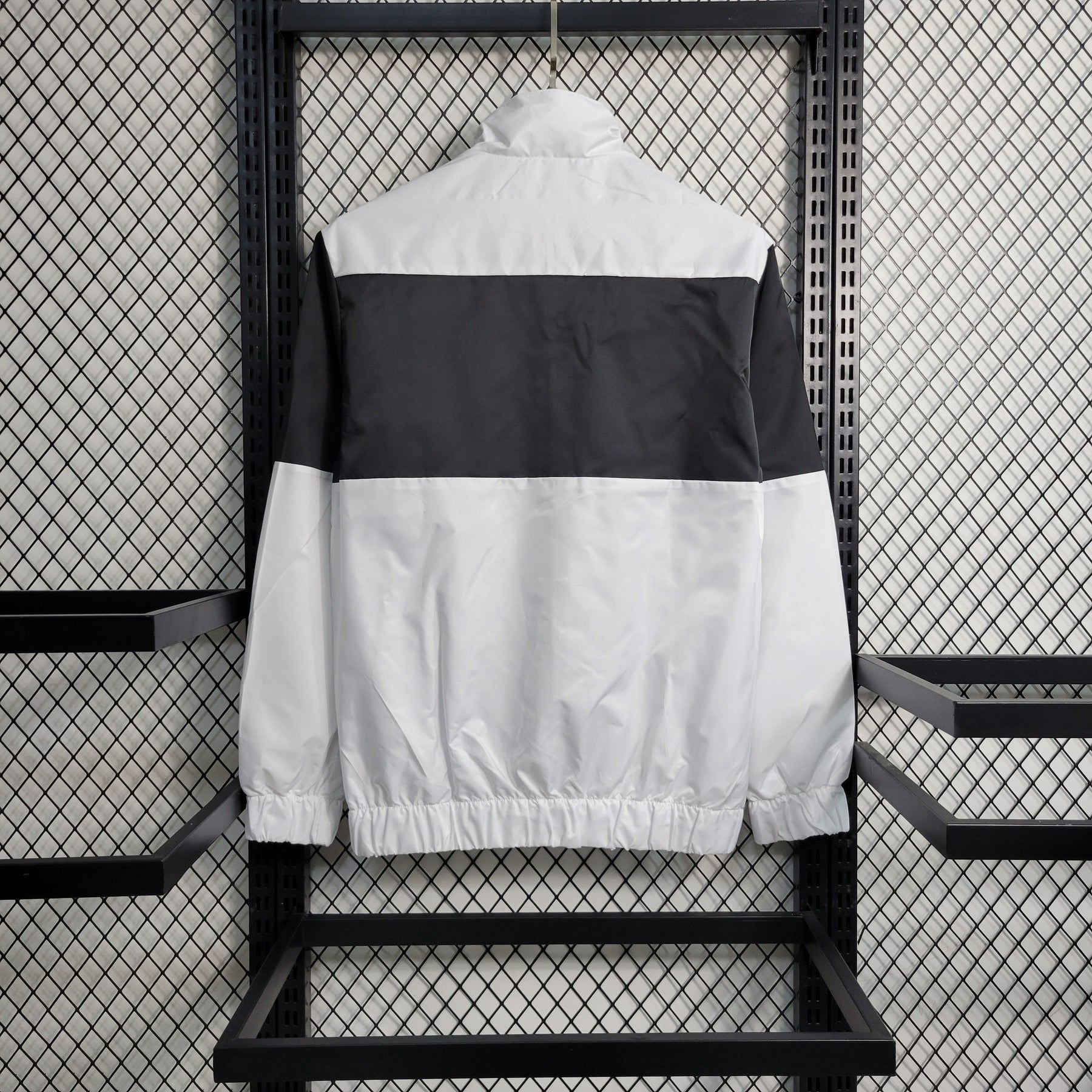 Casaco Corta Vento Milan 23/24 - Branco e Preto