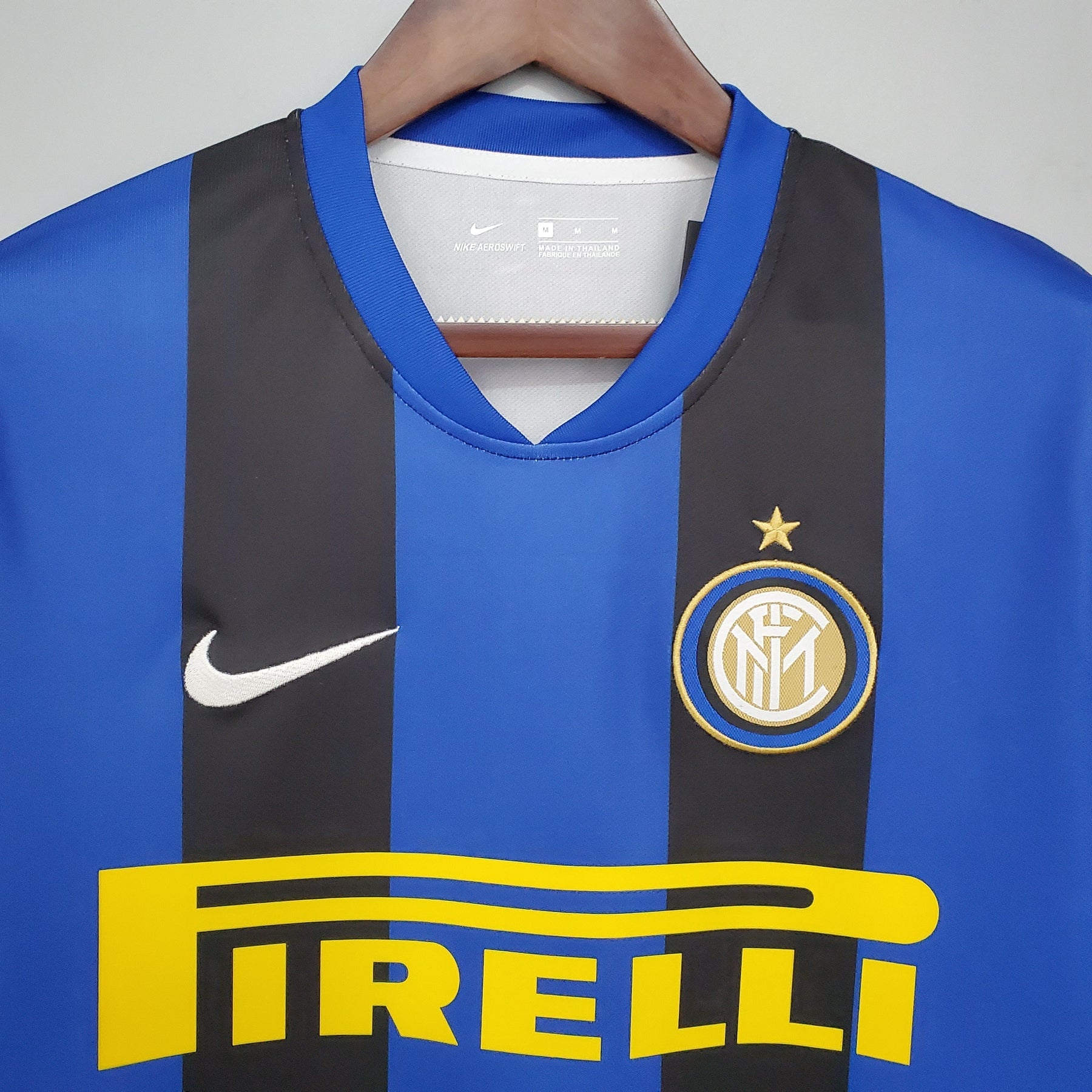 Camisola Inter de Milão Titular 08/09 - Versão Retro