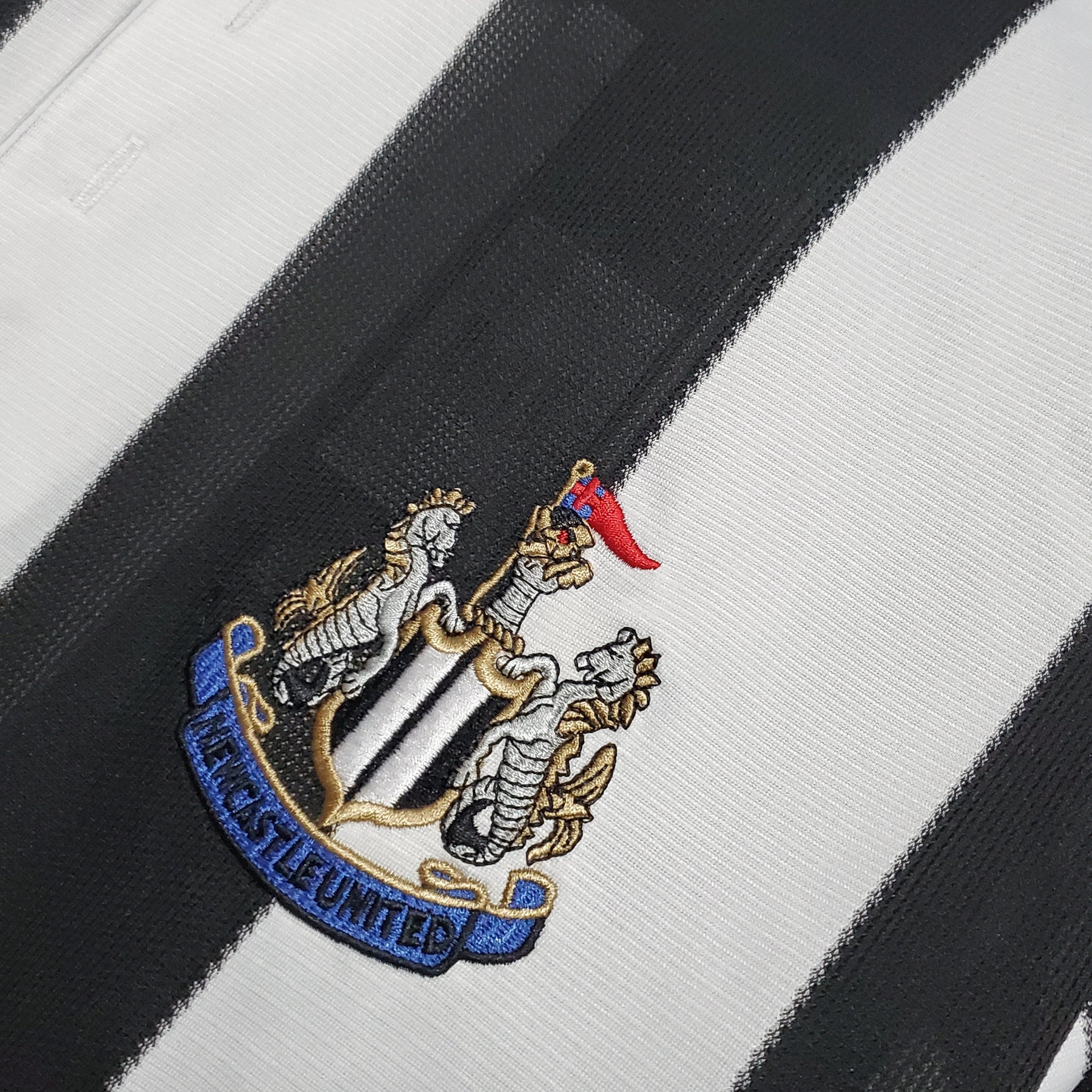 Camisola Newcastle Titular 95/97 - Versão Retro