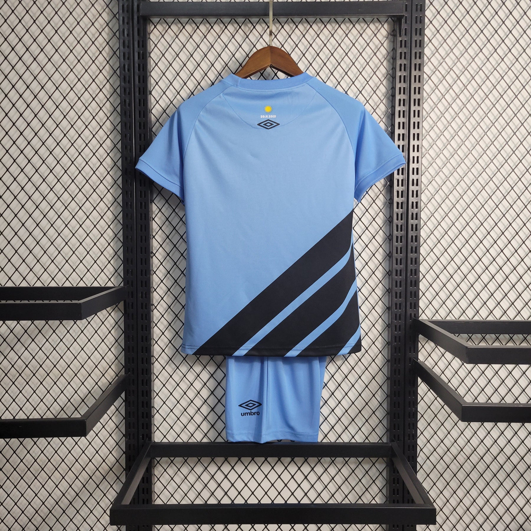 Kit Infantil Athletico Paranaense Terceira Camisola 23/24