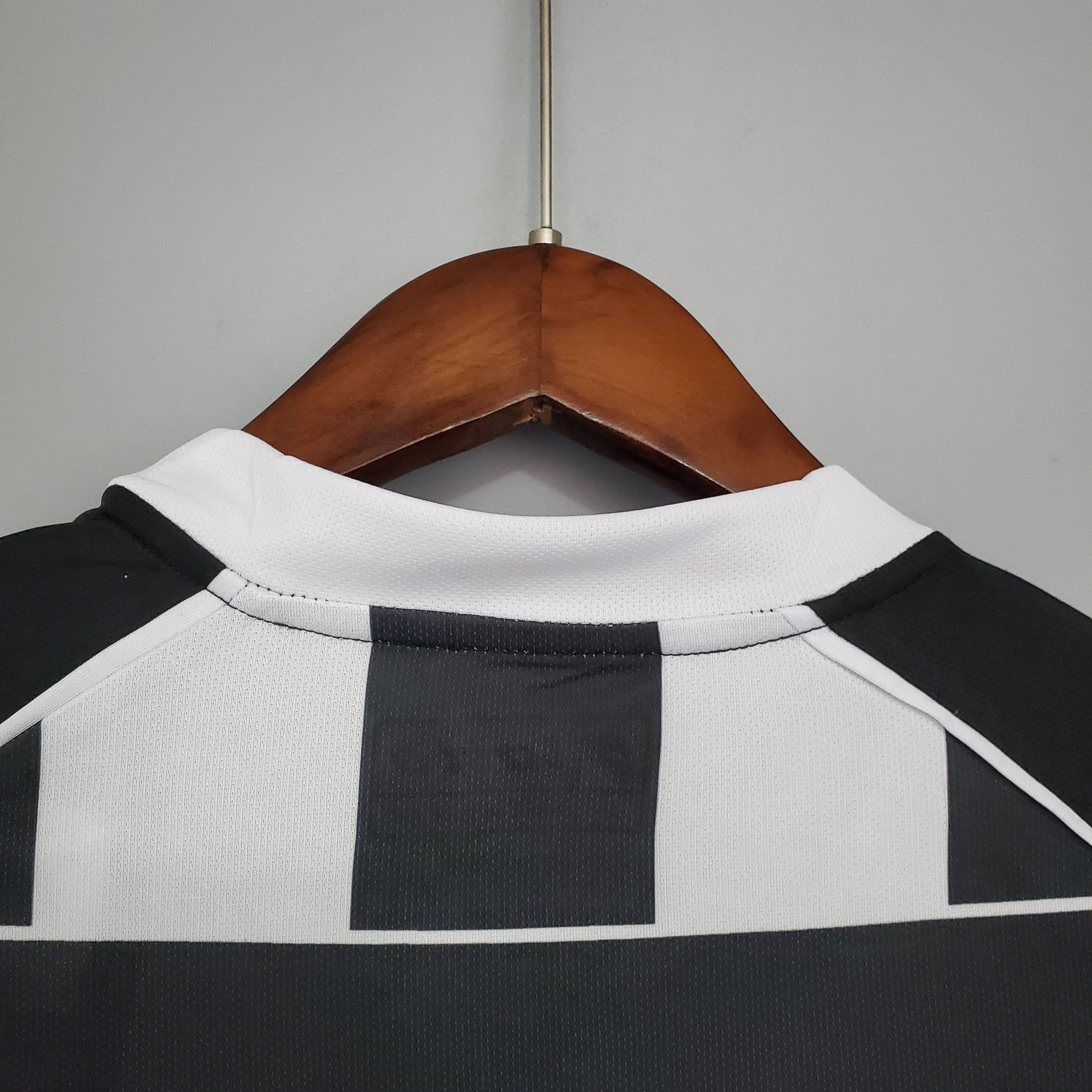 Camisola Juventus Titular 02/03 - Versão Retro